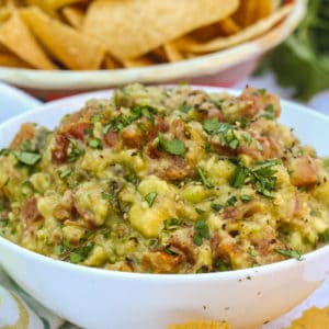 Smoked Tomato Guacamole with chips