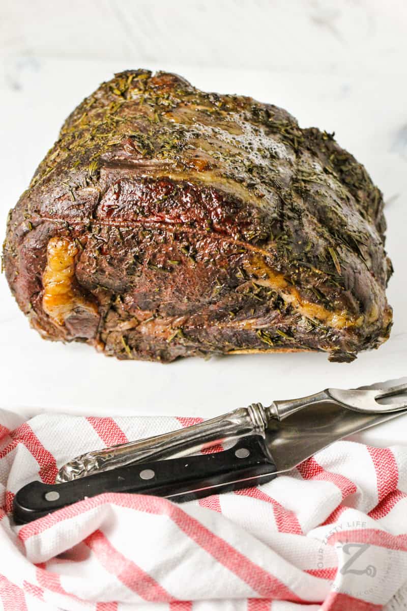 Sous Vide Prime Rib on a cutting board