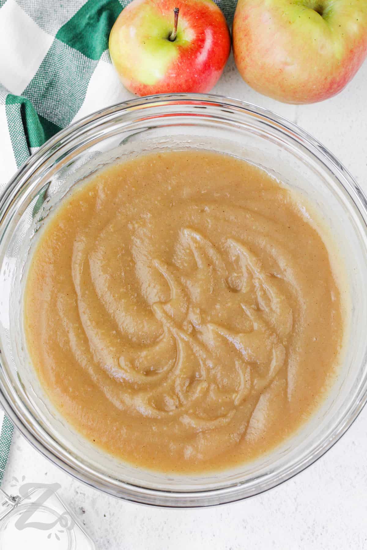 pureed apple sauce in a bowl