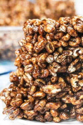 3 squares of puffed wheat stacked