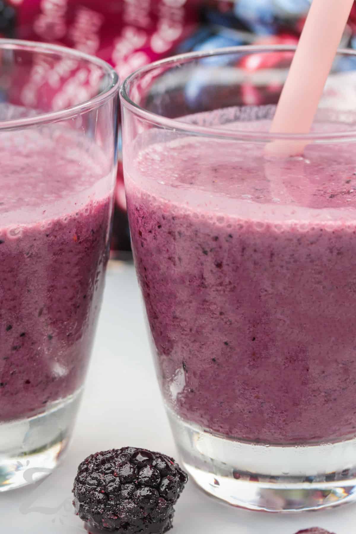 close up of Mixed Berry Smoothie in glasses