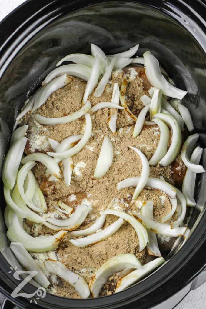 ingredients in crockpot to make Mississippi Chicken