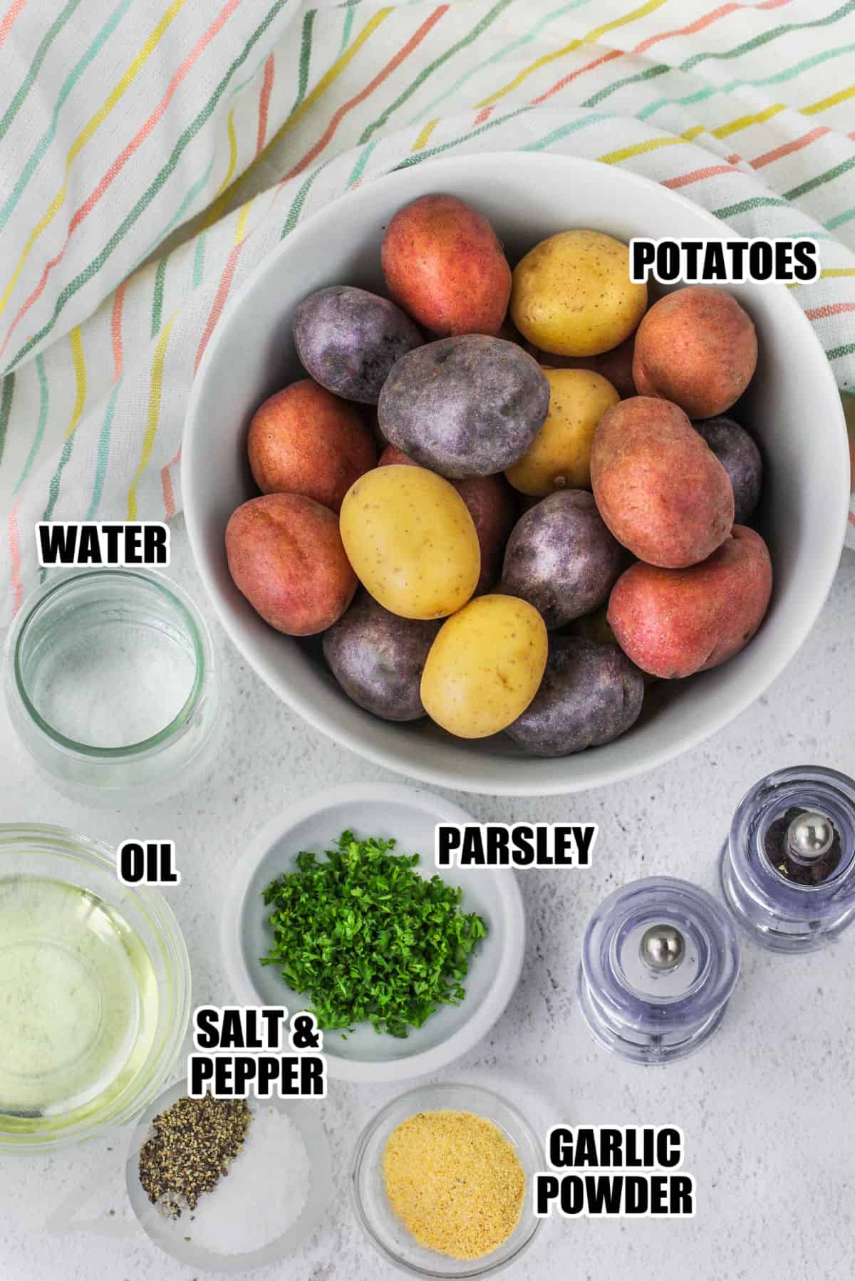 potatoes , water , oil , parsley , garlic powder , salt and pepper with labels to make Fried Potatoes