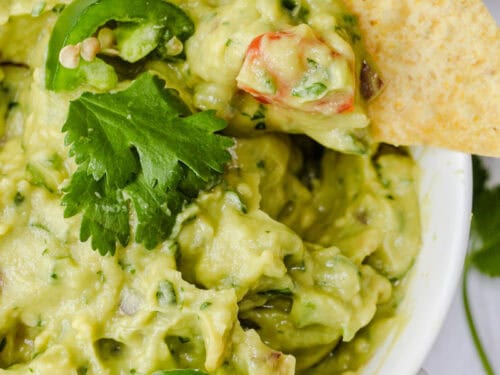 Guacamole-with-Tomatoes-