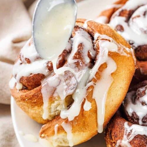 horizontal cream cheese glaze